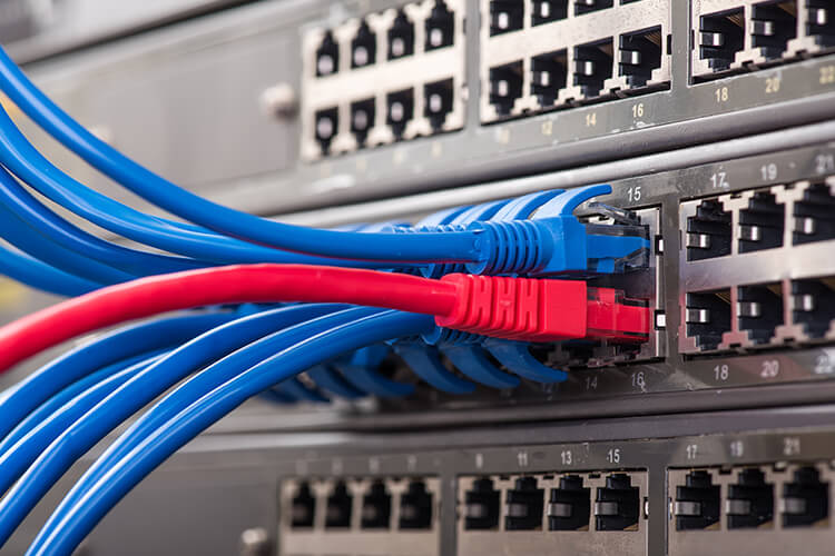3 Benefits of Fast Data Cabling